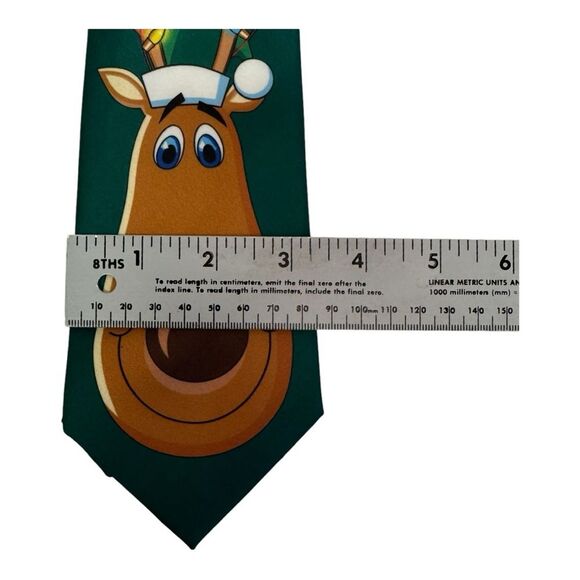 Green Reindeer Christmas Holiday Handmade 100% Silk Tie - Picture 4 of 4